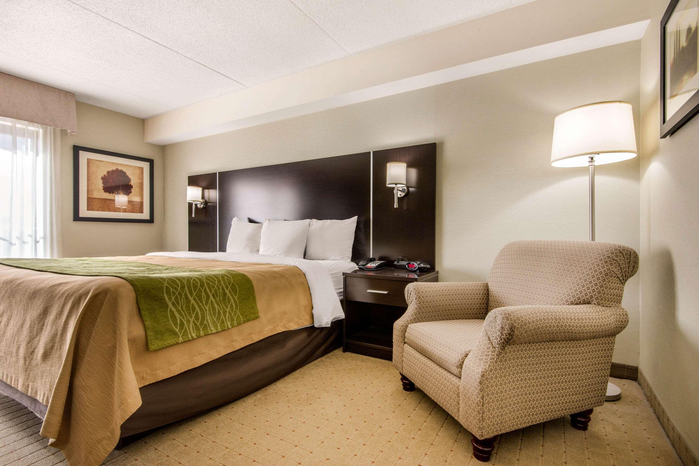 Comfort Inn Airport West Mississauga Dış mekan fotoğraf