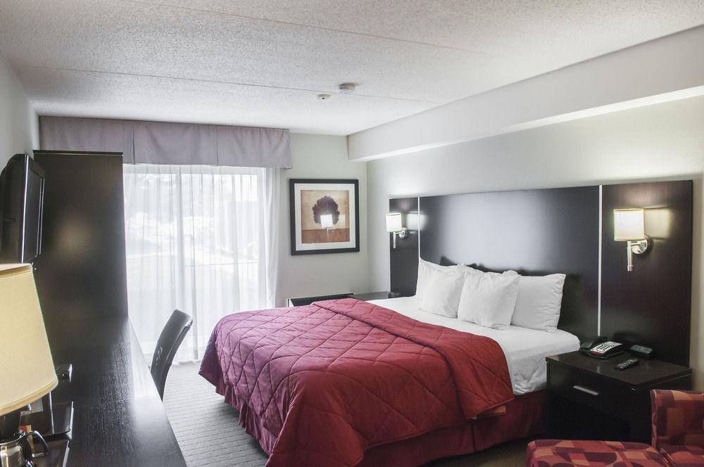 Comfort Inn Airport West Mississauga Dış mekan fotoğraf