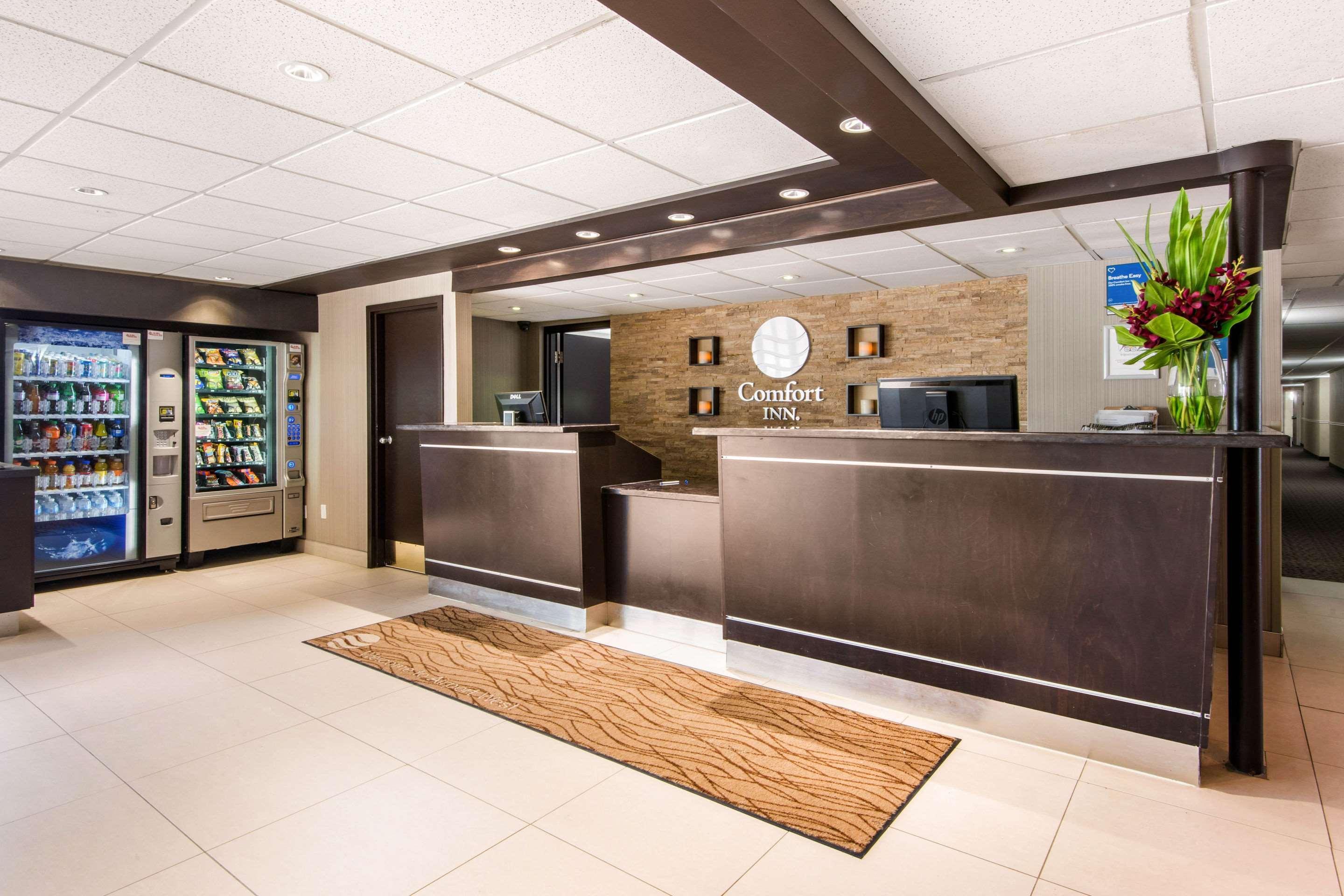 Comfort Inn Airport West Mississauga Dış mekan fotoğraf