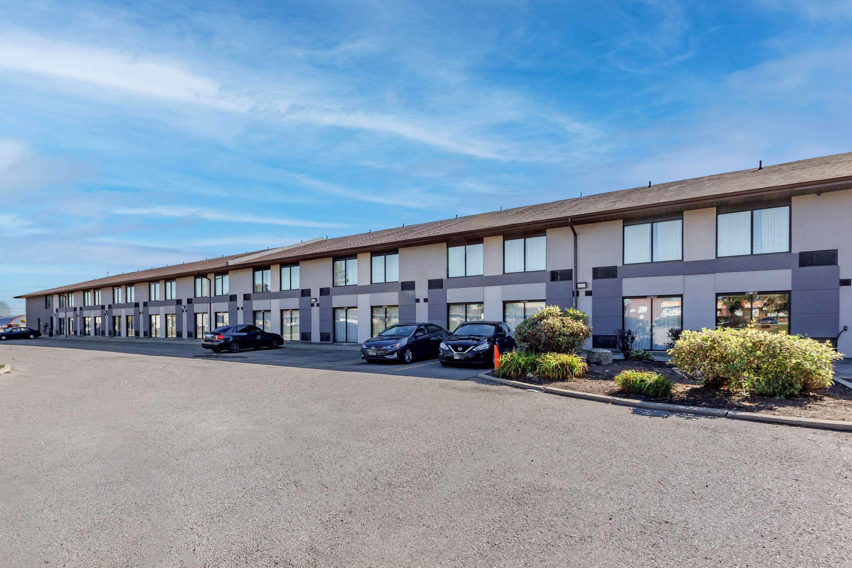 Comfort Inn Airport West Mississauga Dış mekan fotoğraf